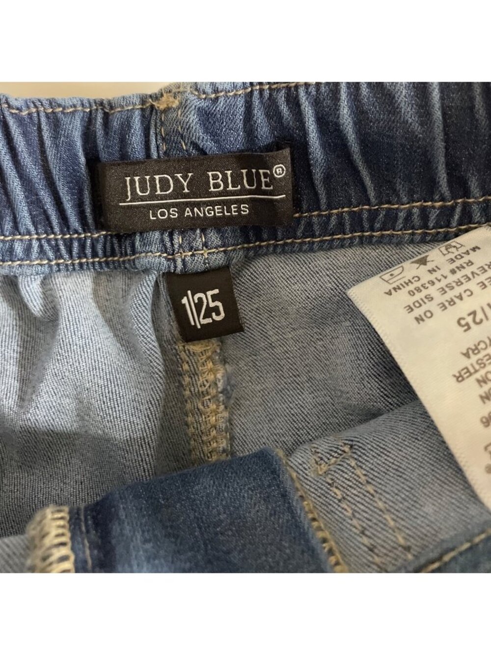 Judy Blue Womens Drawstring Denim Joggers Relaxed Fit Size 1/25 Cotton Blend - Picture 8 of 10